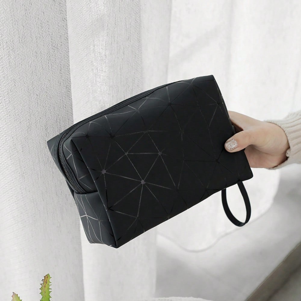 Geometric Luminous Makeup Bag  - đánh giá và giá Tech Accessories Travel Case