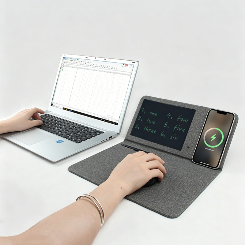 H18 15W Fast Charging Keyboard - đánh giá và giá Mouse Charging Pad